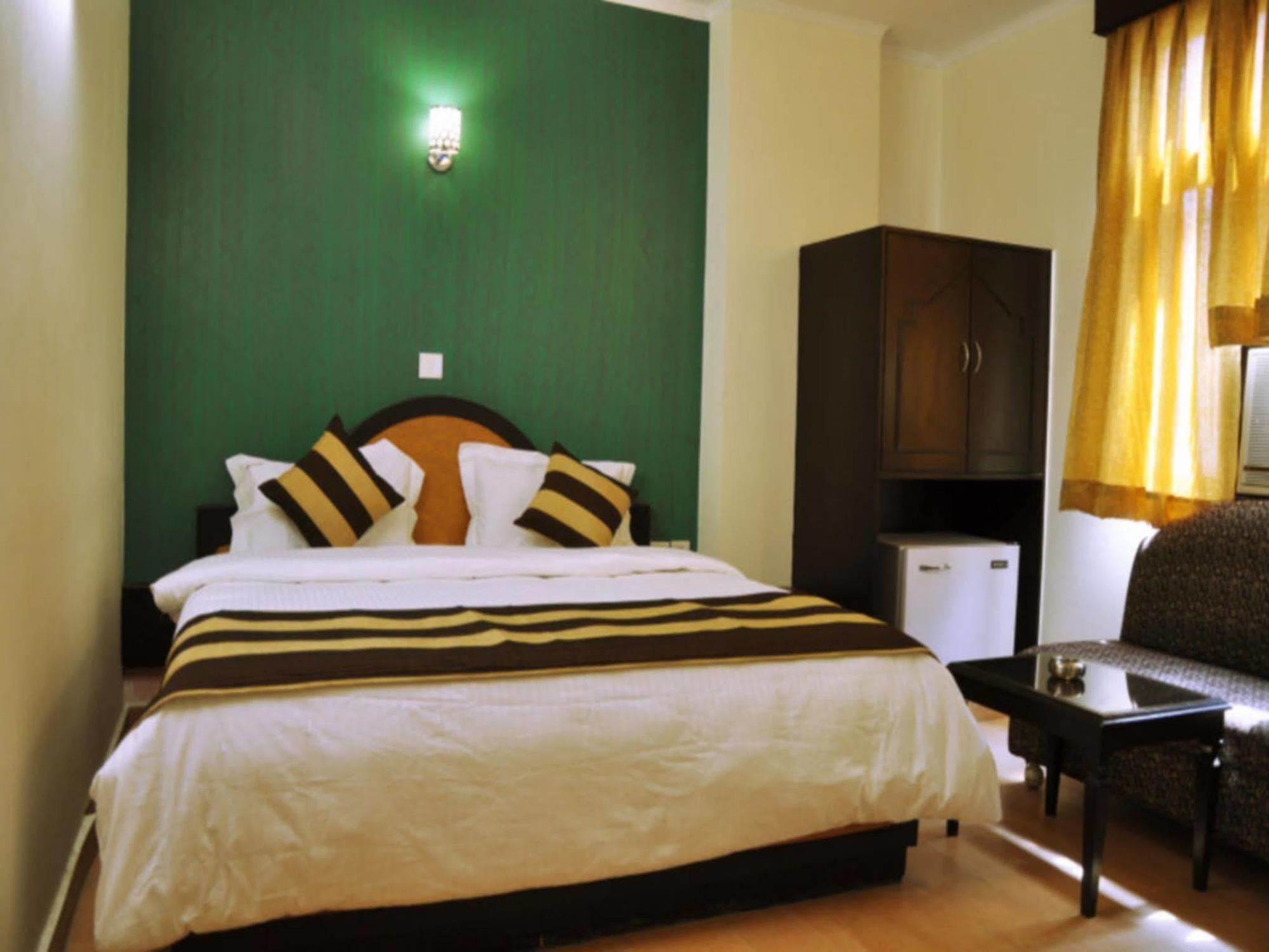 Fabhotel Delhi Darbar Near Karol Bagh Market Eksteriør billede